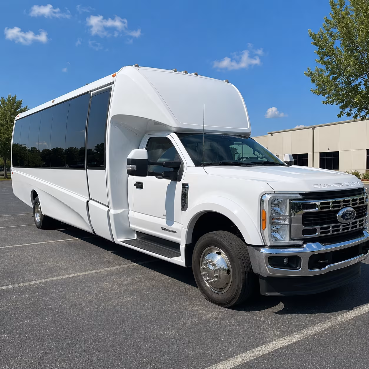 bus rentals for corporate retreats and multi day fort lauderdale itineraries