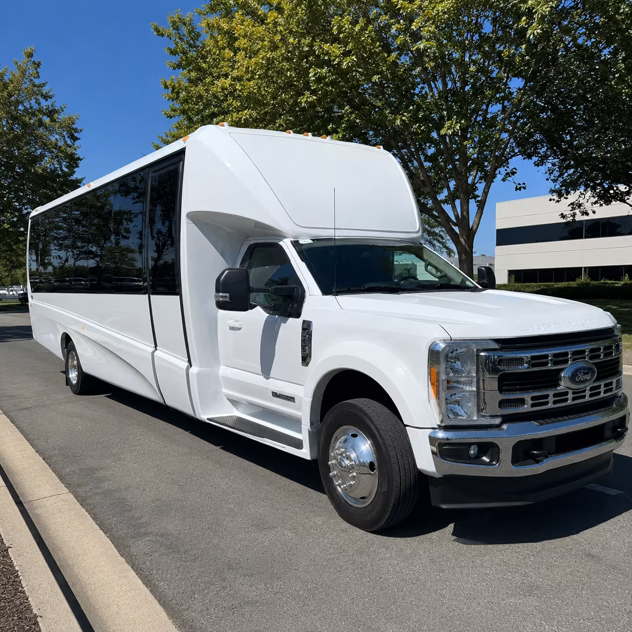 convention and conference shuttle buses at the broward county convention center
