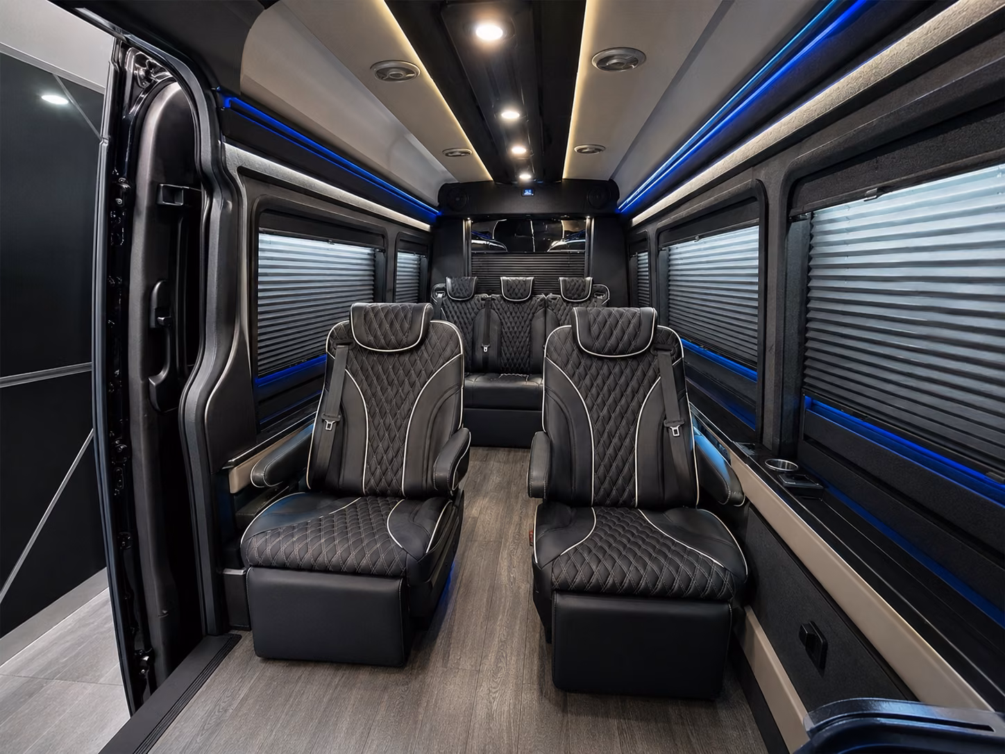 corporate group airport transfers to the broward county convention center