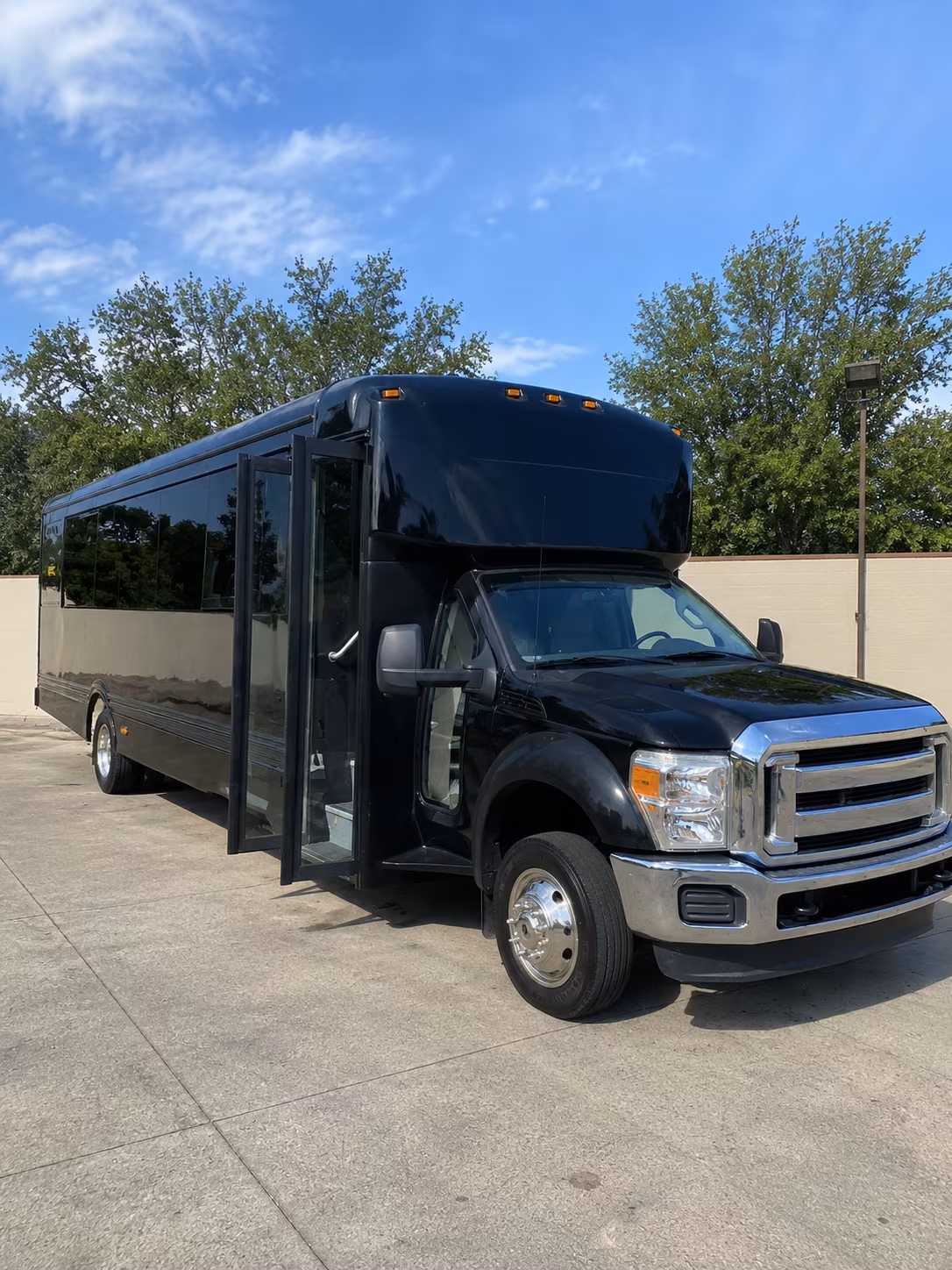 fort lauderdale 20 passenger party bus