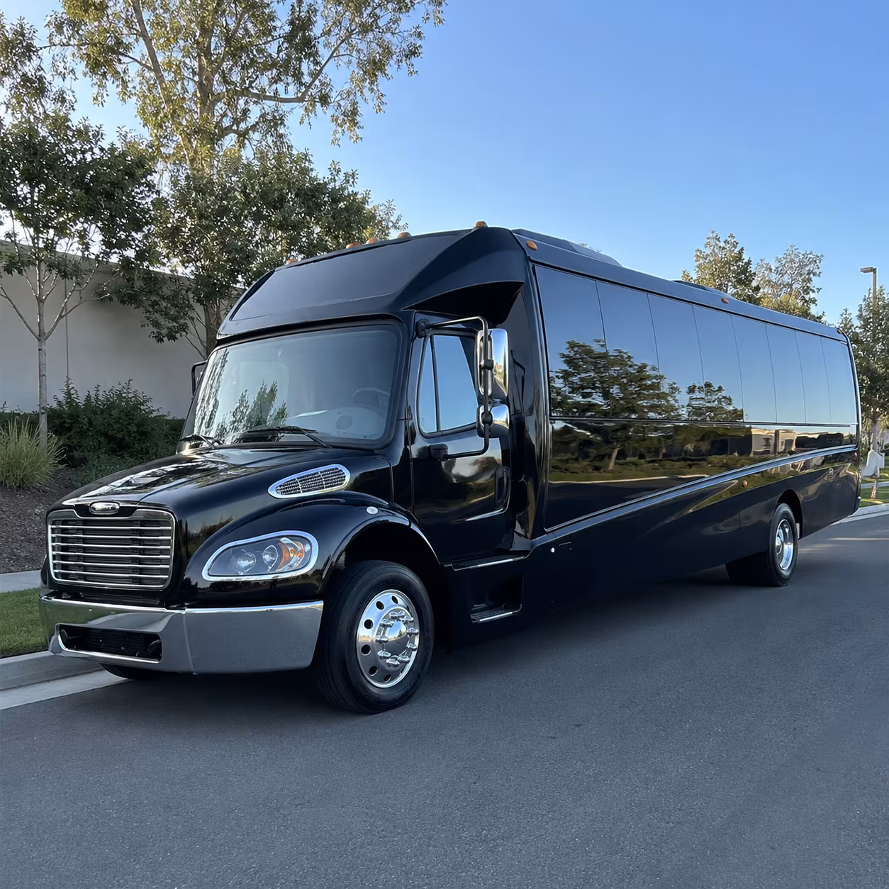 fort lauderdale 25 passenger minibus