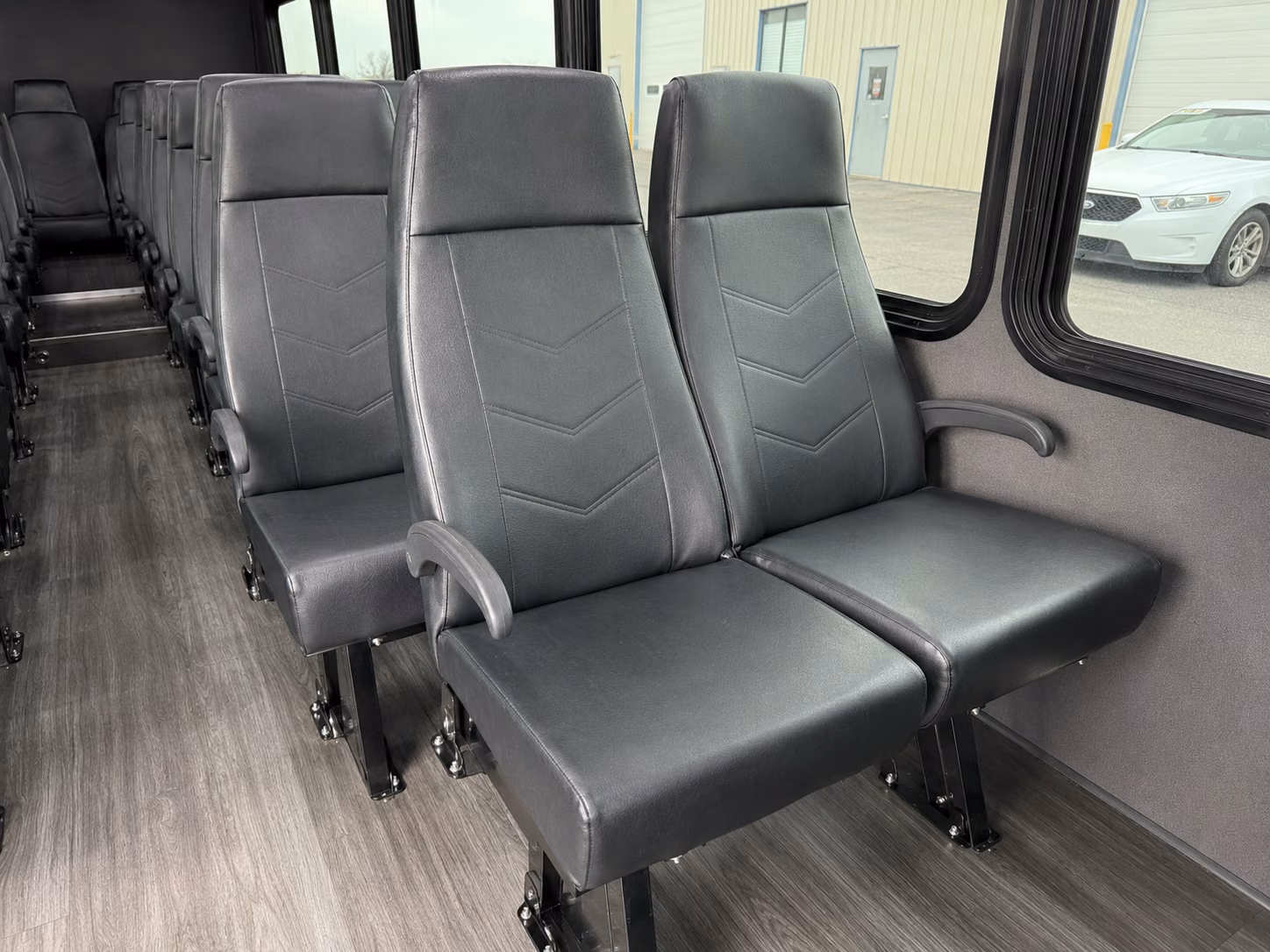 rent a minibus in fort lauderdale for small prom groups